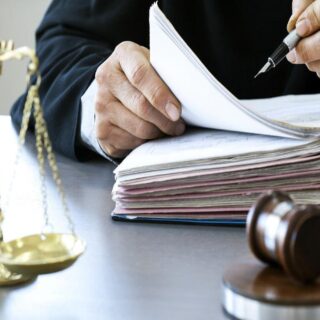 Violenza sessuale: nel rapporto coniugale o paraconiugale non esiste un diritto all’amplesso